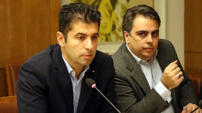 Няма връзка между Петков, Василев и изключването на Русия от SWIFT, както се твърди в Die Welt