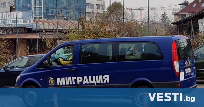 Бусове с мигранти, има ли връзка между трите случая