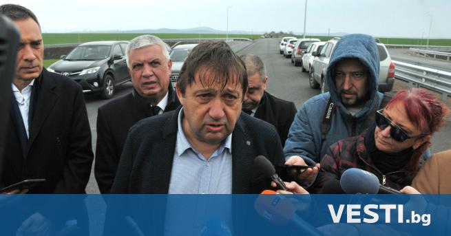 Шишков връчи разрешително за ползване на част от трасето на ГКПП „Капитан Андреево“