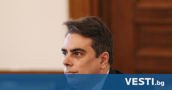 Асен Василев с първи коментар след изтеклия запис
