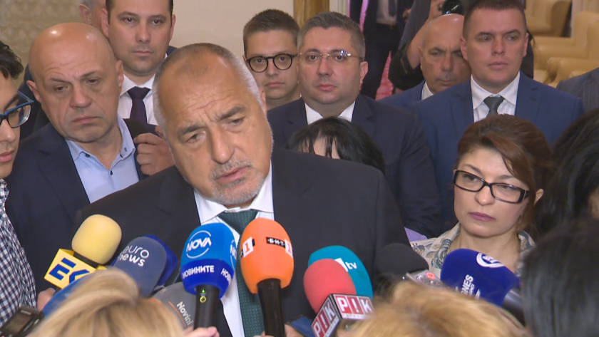 Бойко Борисов няма да се откаже от имунитета си