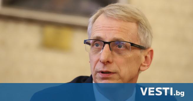 Денков: Не сме обсъждали вариант Мария Габриел да вземе втория мандат като кандидат-премиер