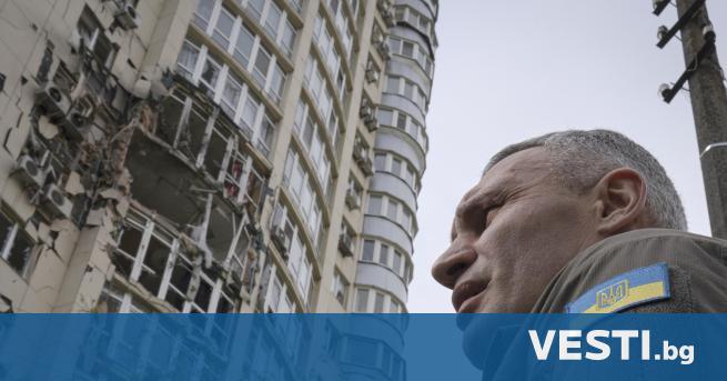 Кличко: Експлозии разтърсиха Киев при руско среднощно нападение