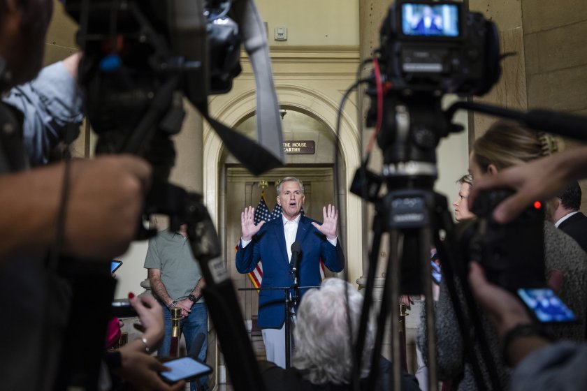 САЩ избегна дефолт: Постигнато е споразумение за вдигане на тавана на държавния дълг