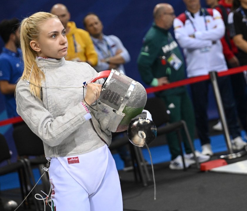 Йоана Илиева остана с бронз на сабя от световното първенство по фехтовка в Милано