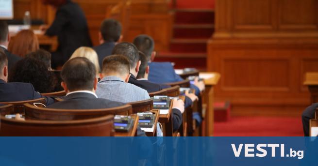 Отпадат банковите такси за превод и теглене на заплати, пенсии, помощи, обезщетения