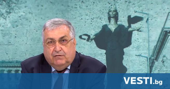 Проф. Близнашки: Този закон не е писан в България