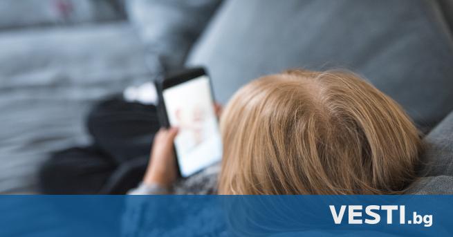 ЮНЕСКО призова за забрана на смартофните в училище