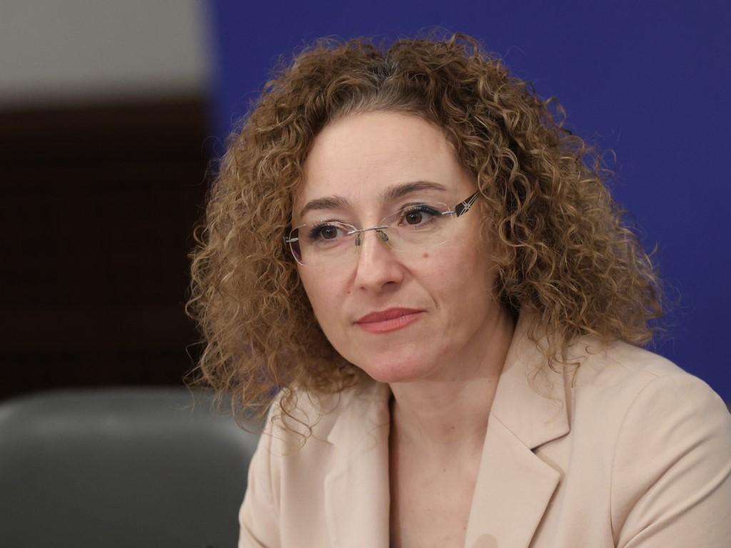 Линията на бедност за 2024 г. ще бъде 526 лева