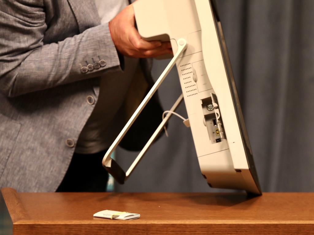 Машините за балотажа получиха удостоверение за съответствие