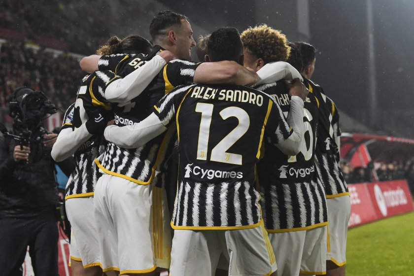 Ювентус пречупи Монца след уникална драма в продълженията и временно оглави Серия "А"