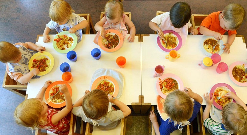 Битка за 2 млн.: Фирма предлага лютеница по 5 ст. буркана и маслини за 10 стотинки (ДОКУМЕНТИ)