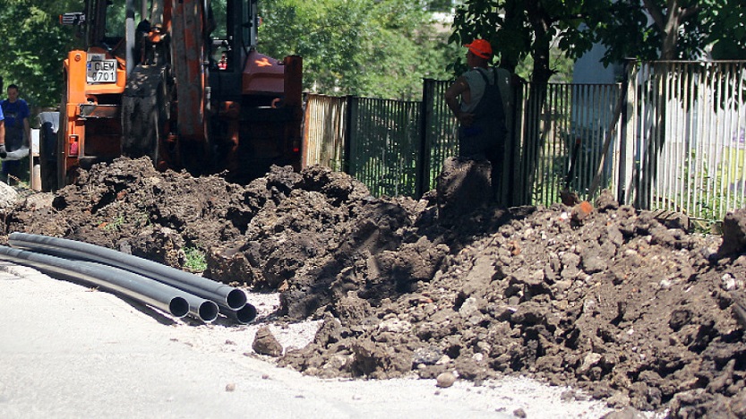 В 12 без 5! Властта пръска 500 милиона за ВиК, кой ще лапне кеша?