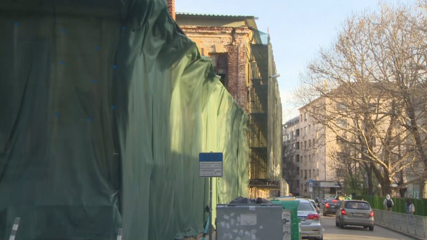 След репортаж на БНТ: Подновена е процедурата по обявяване на "Царските конюшни" за паметник на културата