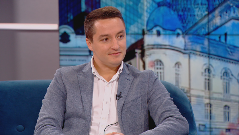 Божанков: "Възраждане" разговарят с въображаеми фактори от ПП