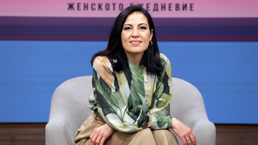 ДРАМА: Знаков журналист заряза bTV