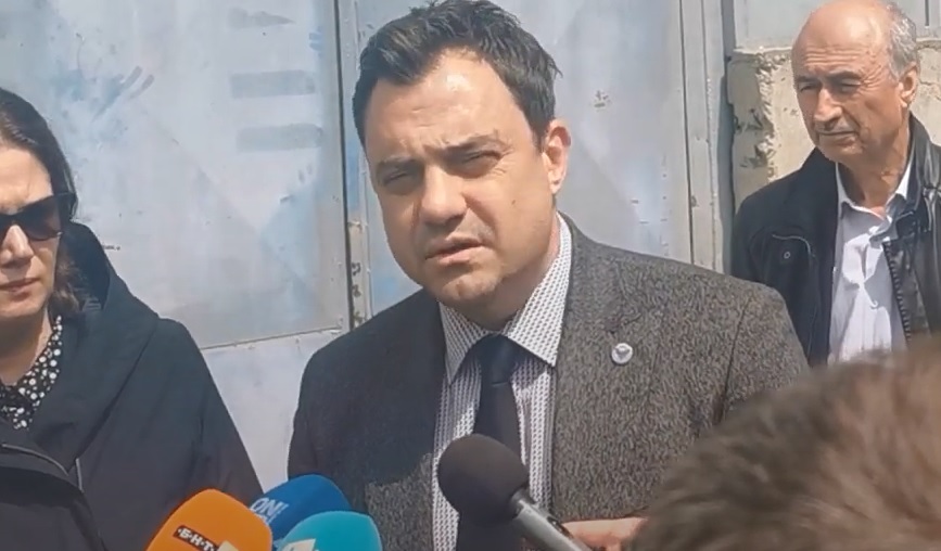 Екшън в Narod.bg: Взе ли митничар №2 Пламен Павлов 400 000 лв. от три фирми в енергетиката?