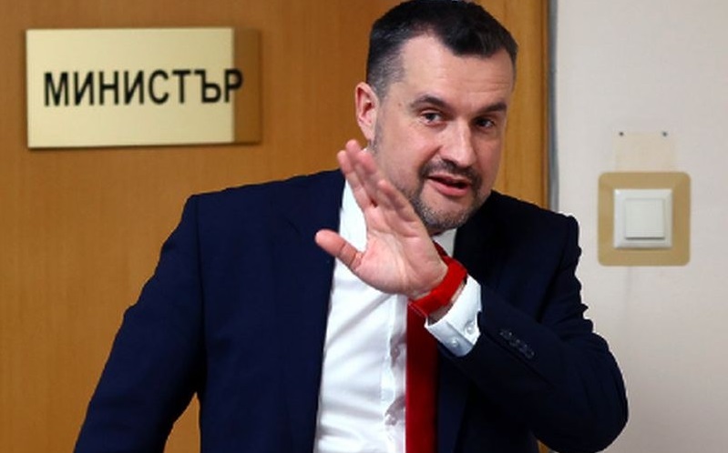 НОВА БИТКА: Кметът на Перник Станислав Владимиров обидил „онзи хубавец” Калоян Методиев