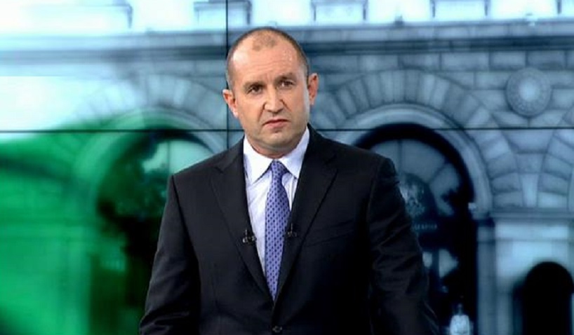 Топ журналист: Румен Радев прави президентска република