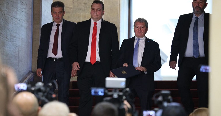 Narod.bg научи: Ще има ли кабинет на ИТН?