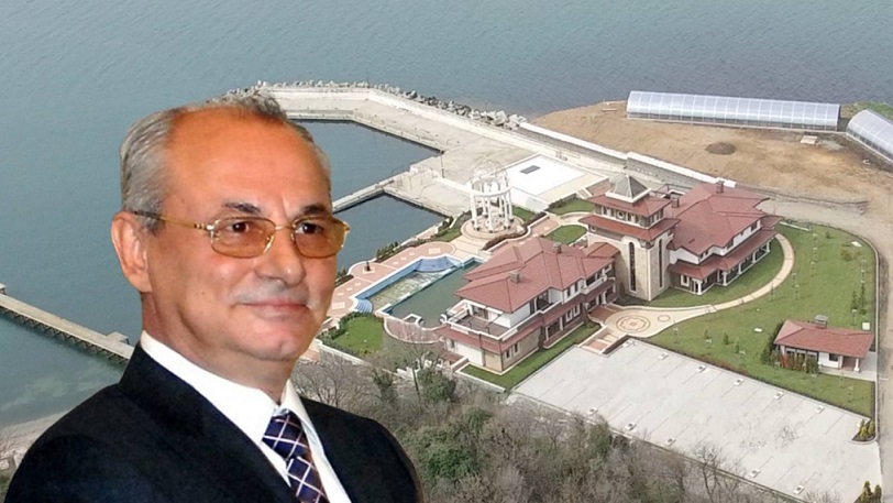 ЕКШЪН: Ахмед Доган изгонен от сараите в Росенец и Бояна