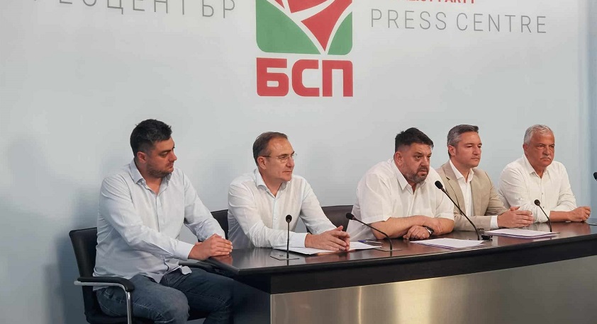 Драмите започнаха: БСП аут от властта, 2 партии дърпат рязко преди вота