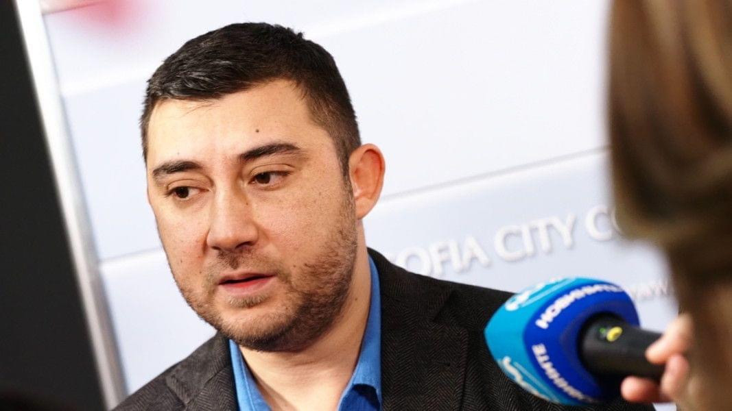 Карлос Контрера изригна гневно: Терзиев продължава да затъва в незаконни действия, накрая ще блокира съвсем работата на цялата администрация
