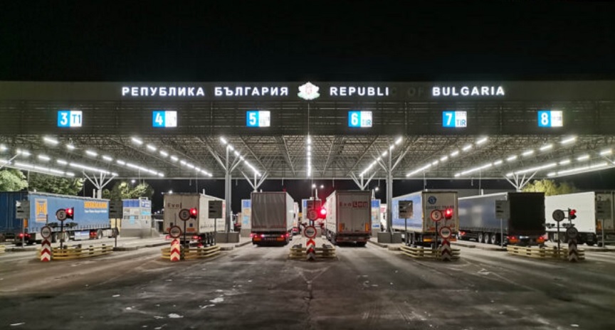 Митничар пред Narod.bg: €1 000 000 на месец пращани към ПП-ДБ от „Капитан Андреево”