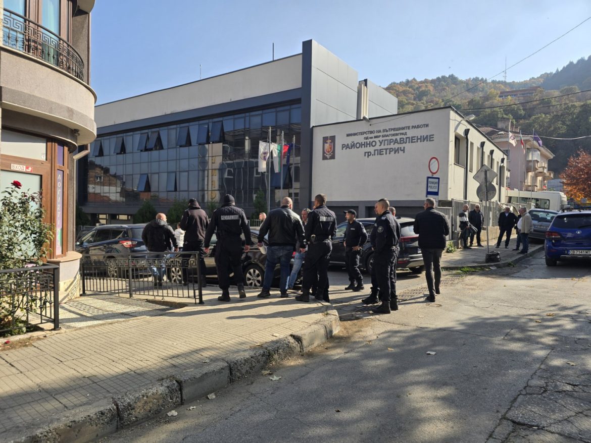 Спецакция в РПУ-Петрич, арестуваха началника Борислав Гецев