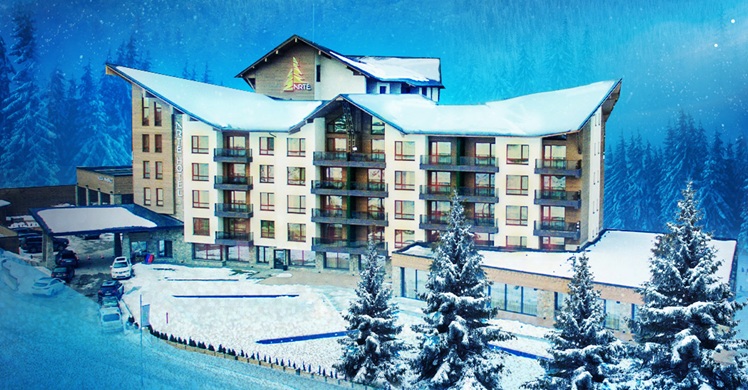 Безплатна софра: Общинари вилняха в най-скъпия хотел в България