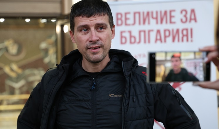 Документ в Narod.bg: Ивелин Михайлов избяга от „Исторически парк“, пое бившият на „Кока-Кола“