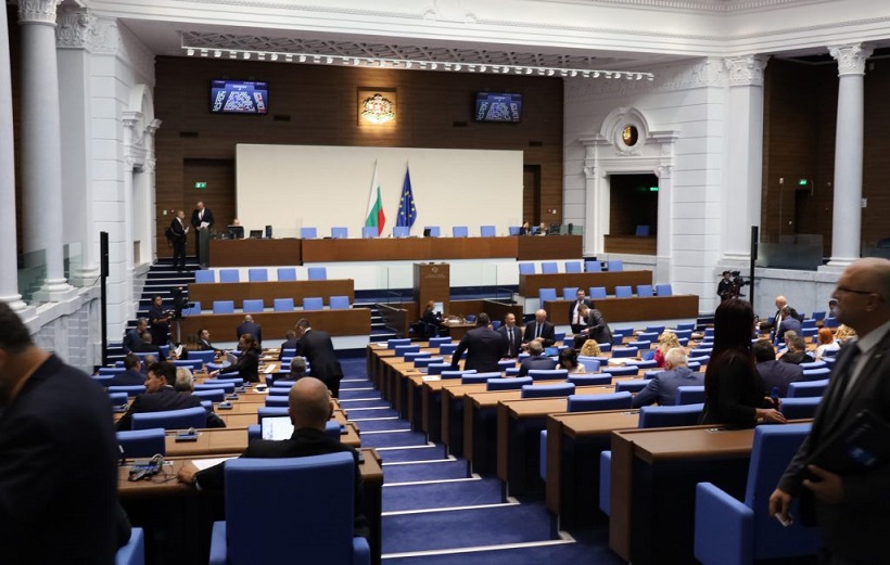 Край на театъра: Отиваме на избори