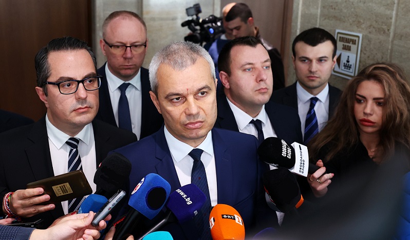 След разпада на ПП-ДБ: „Възраждане“ става втора сила
