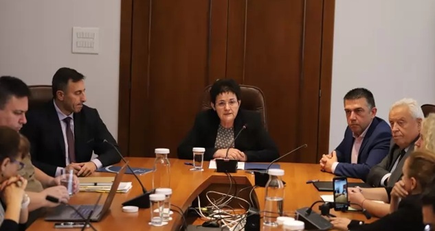 Сливат НАП с митниците? Шефовете се назначават без конкурс
