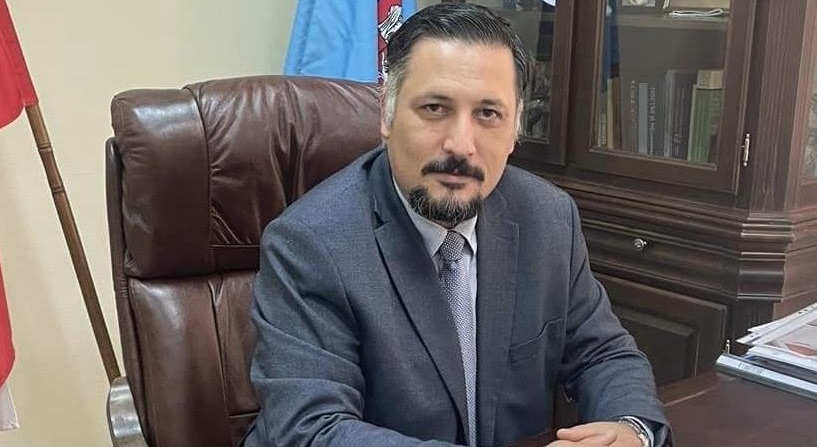 Матрьошка в Narod.bg: Кметът с павилионните мераци Делян Георгиев фен на Путин