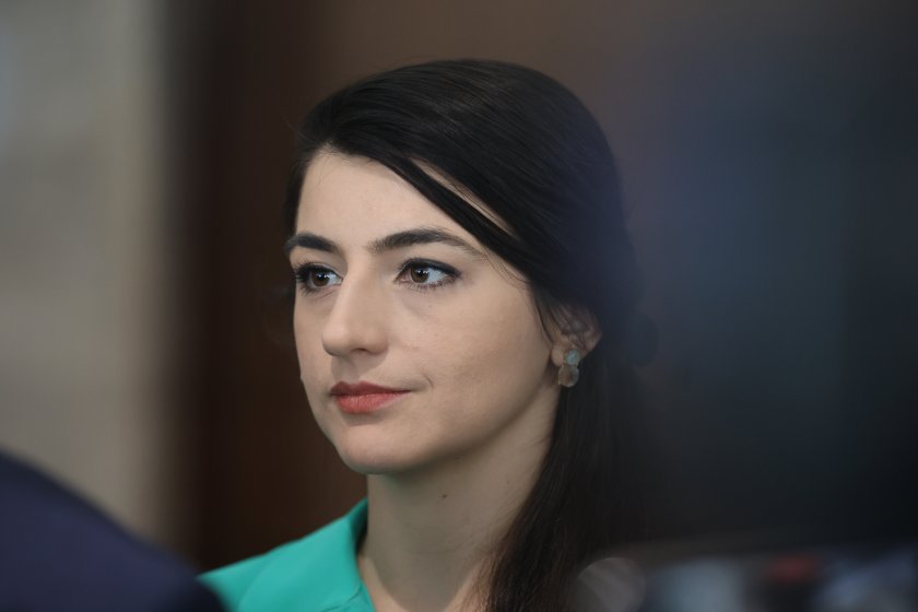 Прокуратурата официално е повдигнала обвинение срещу Лена Бориславова
