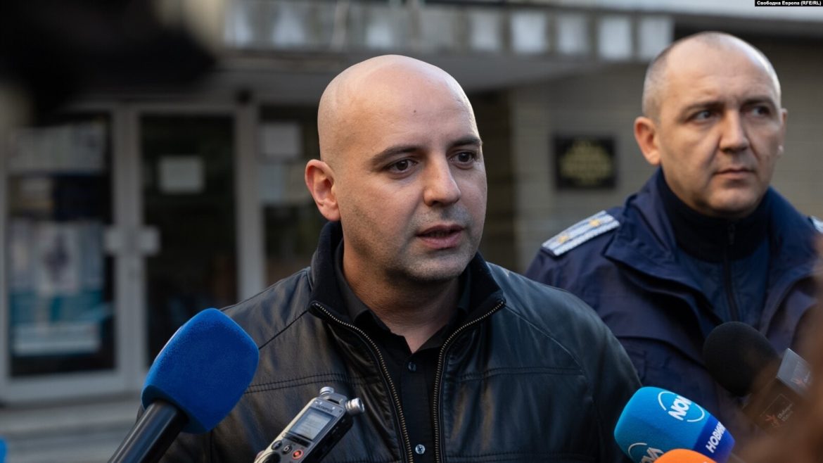 ДОКОГА? Читавите полицаи бягат от Четвърто РПУ на Кристиан Тонев, мачкат ги