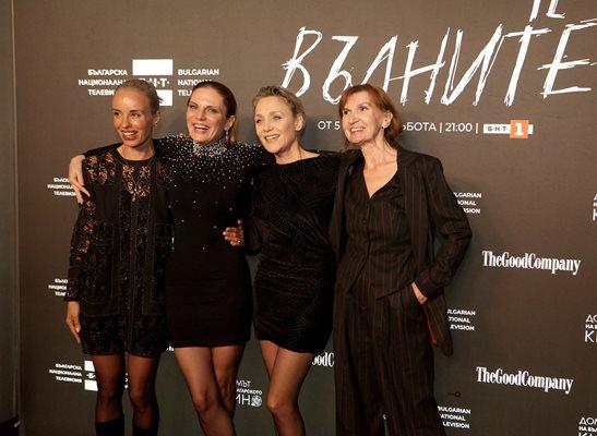 Мария Бакалова засенчи звездите на премиерата на „Те, вълните“