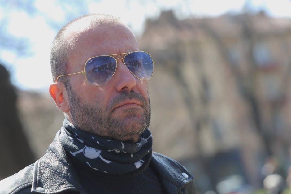 МЕГА СКАНДАЛ! Рачков захапа Мария за ПИЯНИЯ Нойзи! Тя го погреба