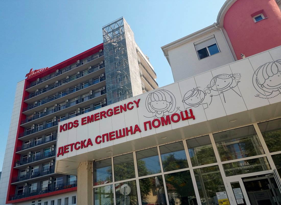 Остава тежко състоянието на 8-годишното момче, пострадало при катастрофа край Враца
