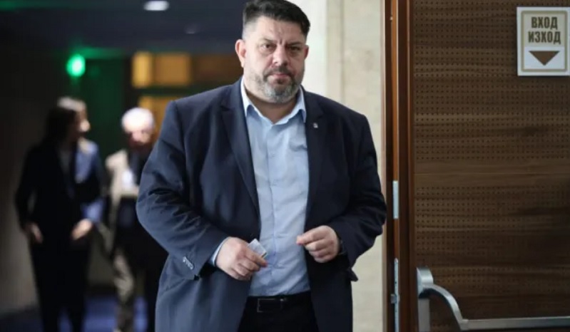 Атанас Зафиров се окопава за 4-годишен мандат
