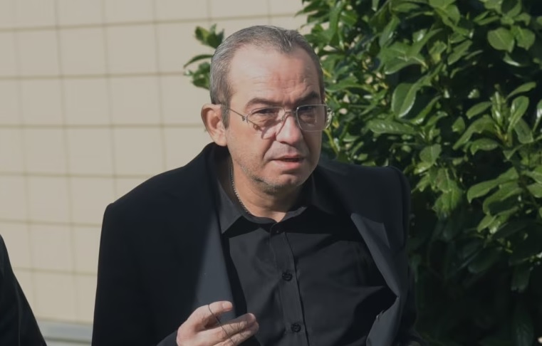 Петьо Еврото разплаквал магистрати и записвал срещи с шпионски очила и химикалки