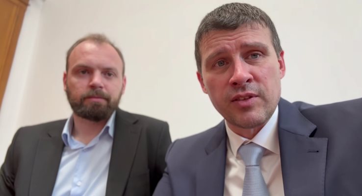 Ченге и кадър на ДБ съветват Ивелин Михайлов
