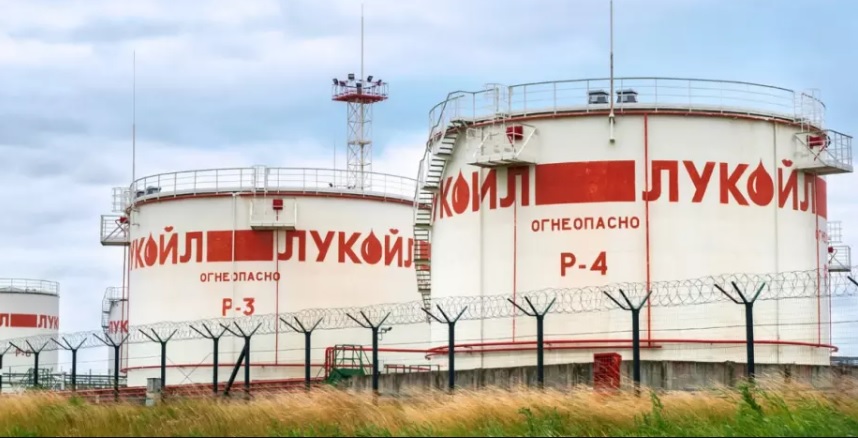 Още един играч поиска „Лукойл-Нефтохим“