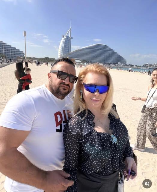 Албена Вулева замина за Дубай с гаджето