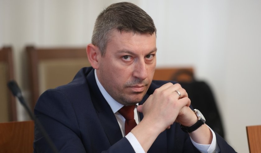НОВИНА в Narod.bg: Деньо Денев отпада за шеф на ДАНС