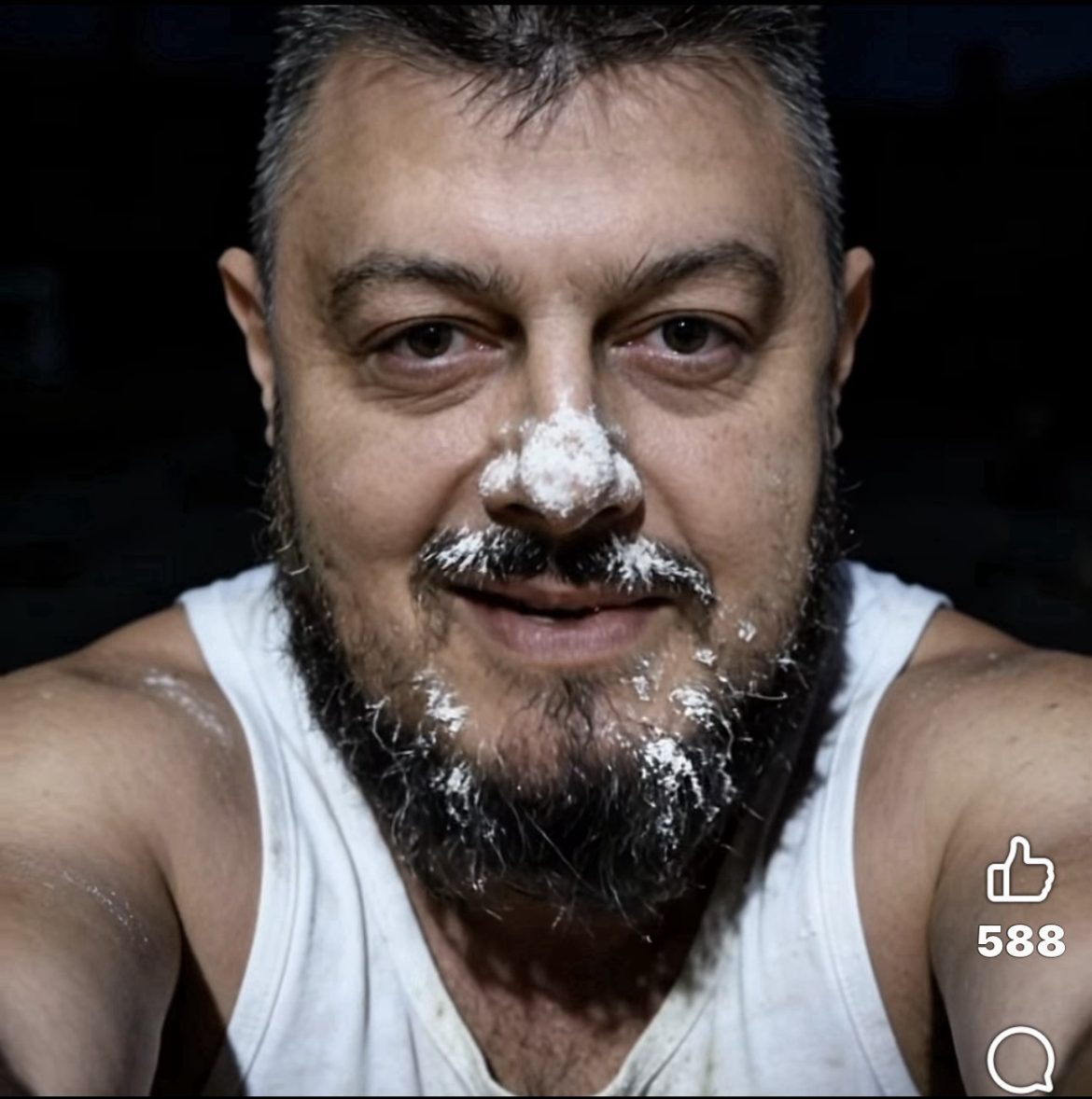 БАРЕКОВ, друсан на куче: Готов съм да пиша статии срещу кристали (БРУТАЛНО ВИДЕО)