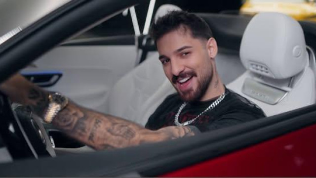 Емрах Стораро си оперира носа