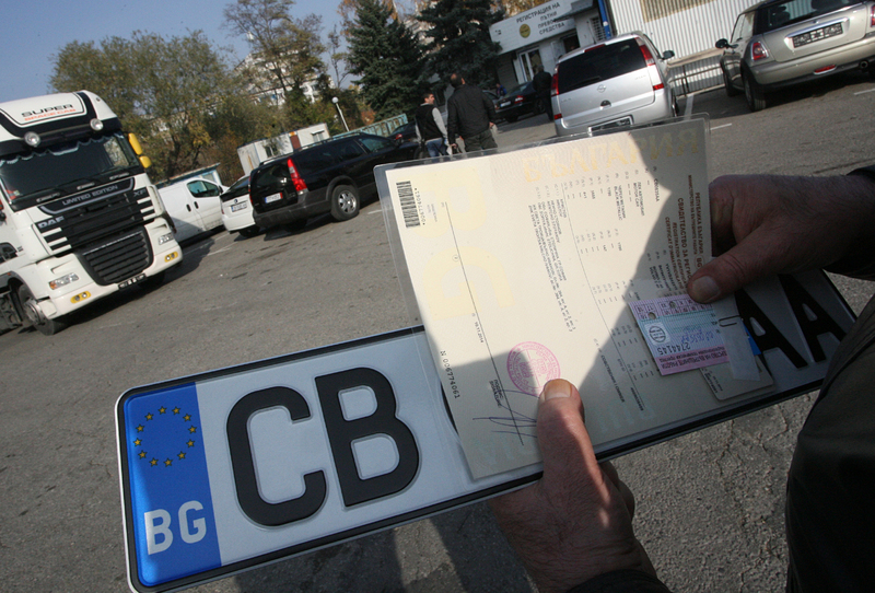СВ номерата свършват, вкарват СК, СЕ или У
