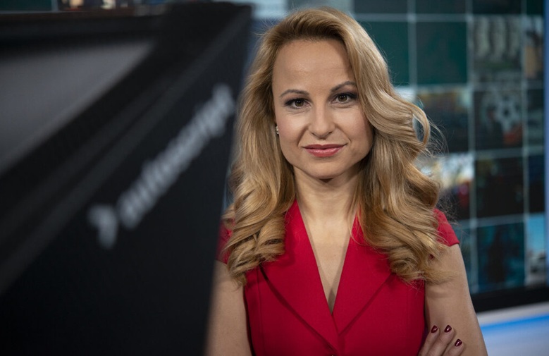 Депутати от ПП-ДБ дарили дребни суми на Цънцарова, но от сърце